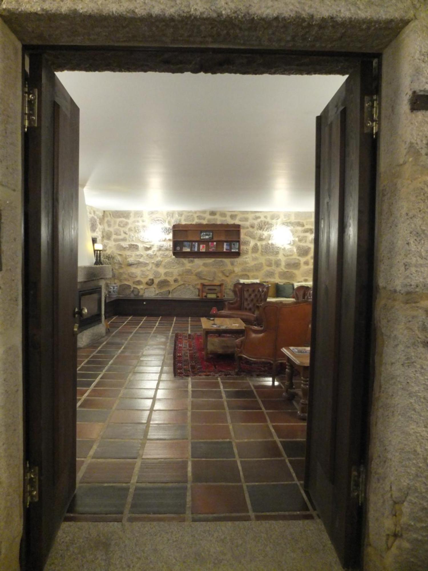 Quinta De Mocamedes - Turismo De Habitacao Hotell Vouzela Exteriör bild